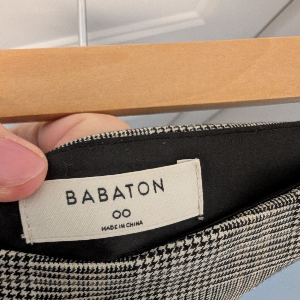 Babaton/Classic Gray Plaid Women's Skirt Sz 00 - Picture 4 of 5